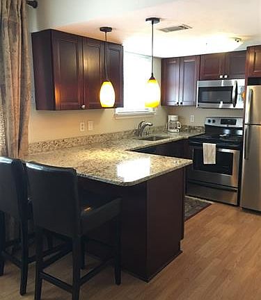 3rd image of 392 S Franklin Blvd #15