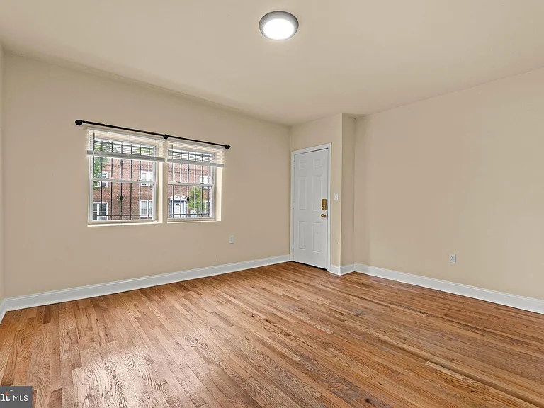 1716 Capitol Ave NE #2 — Photo 7