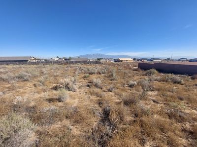 320 10th Ave NE, Rio Rancho, NM, 87144