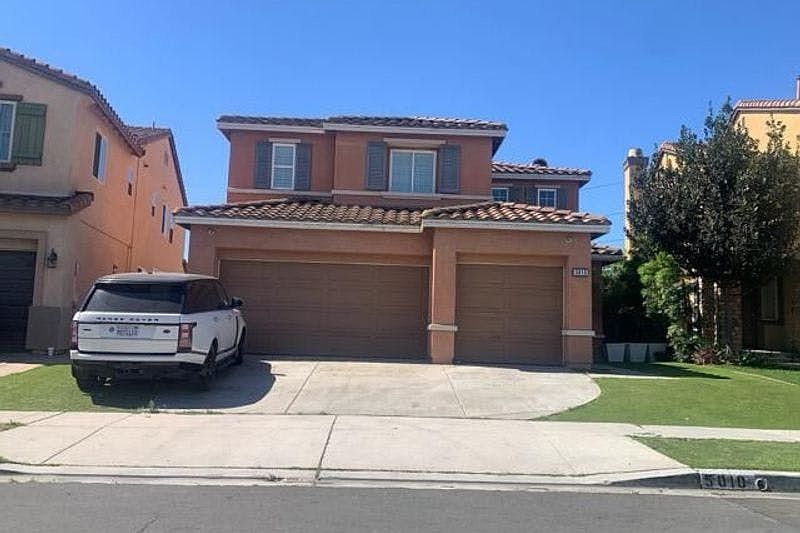 1st image of 5010 Crescent Bay Dr