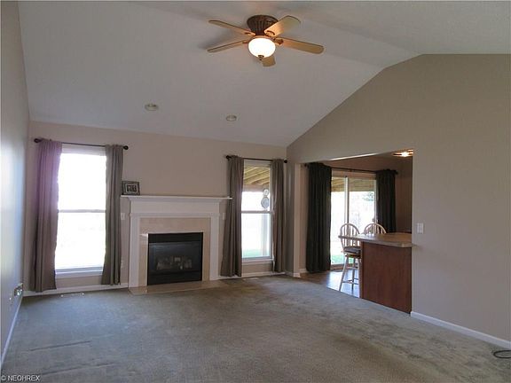 4th image of 4121 Miner Dr