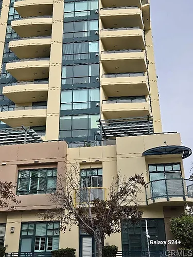 110 W Island Ave Photo 1