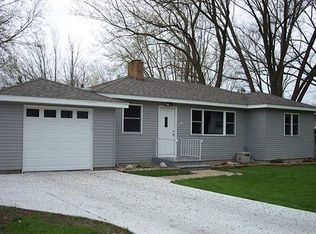 943 W South St, Whitewater, WI 53190