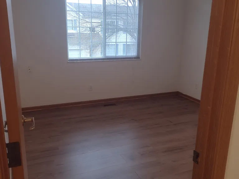 744 Gettysburg Dr #4 — Photo 18