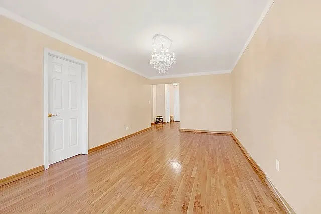 2 bed, 950 sqft, $2,600 — Photo 2