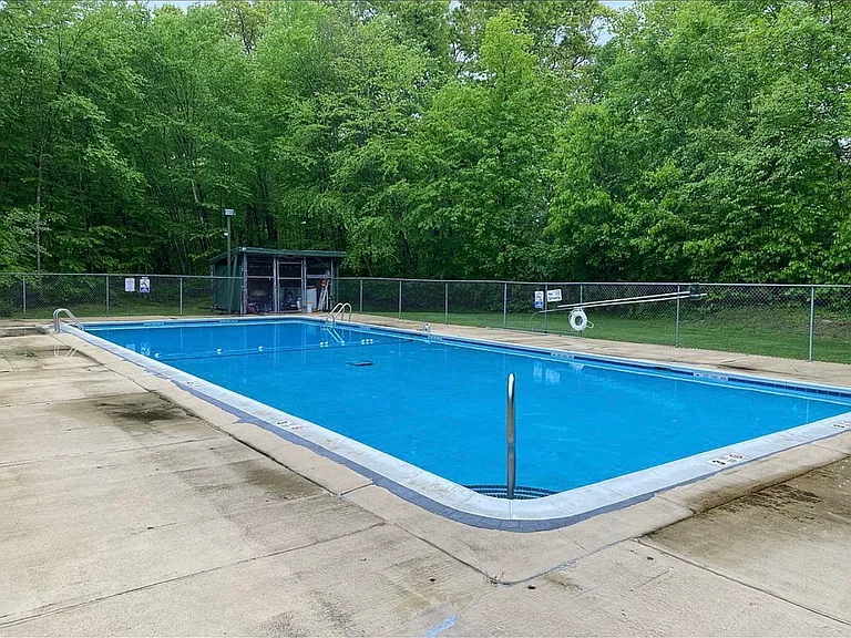 518 Fox Run Ln #518 — Photo 9