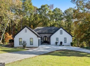 3325 Sweetwater Dr, Cumming, GA 30041