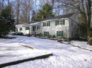 31 Great Hill Rd, Weston, CT 06883