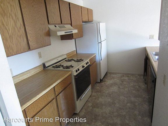 3rd image of 73870 Desert Trail Dr APT 6