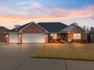 3496 Butterfly Ave, Springdale, AR 72764