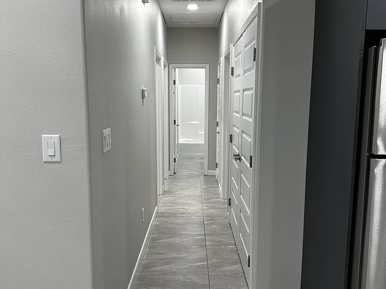 1002 Sugar Garden Dr — Photo 6