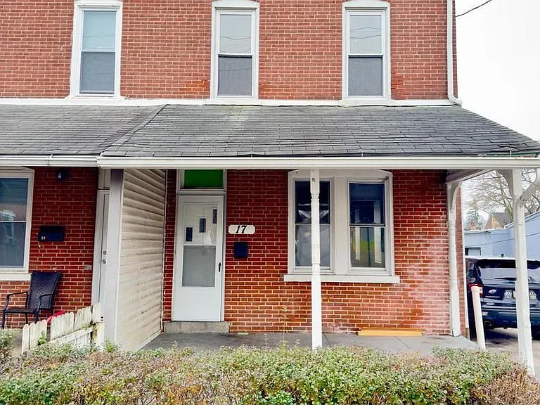 17 Church St — Photo 1