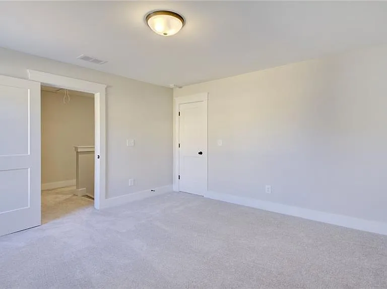 6904 Lancelot Ct — Photo 34