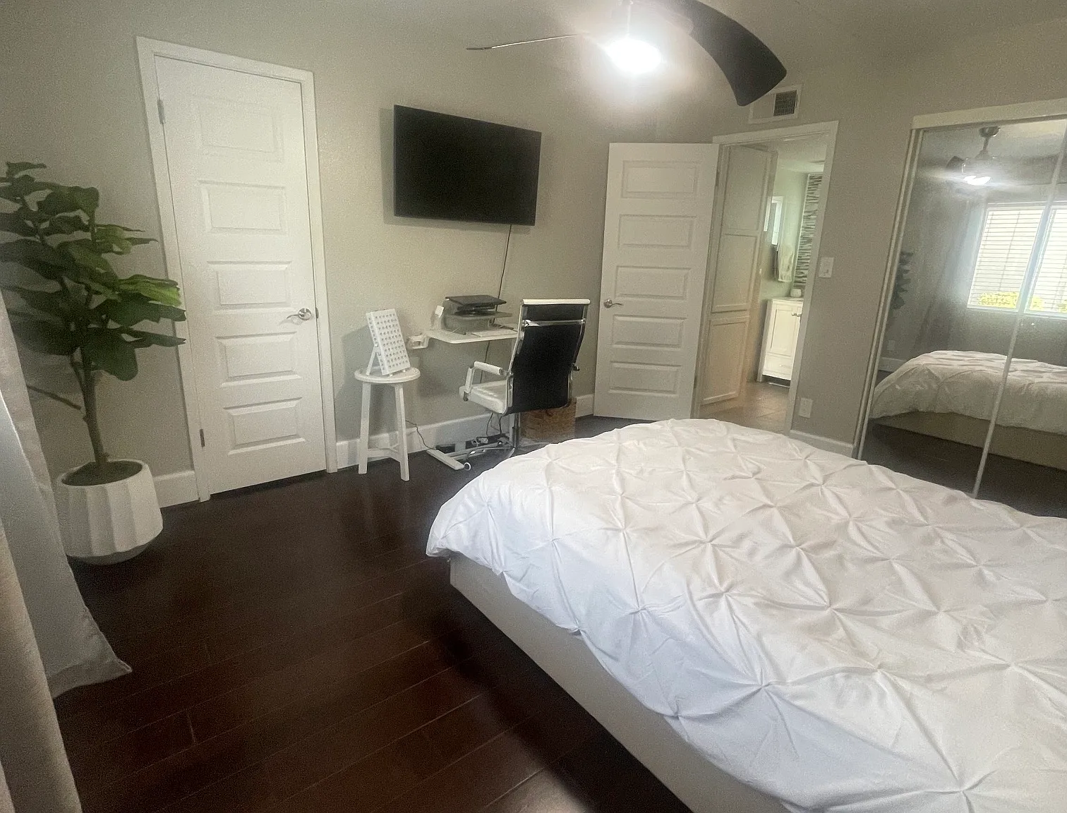 1 bed, 749 sqft, $2,000 — Photo 2