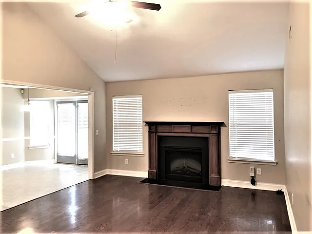 1325 Sunray Dr — Photo 5