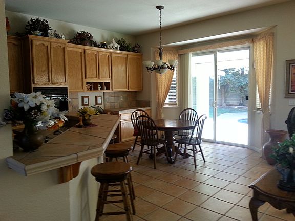 3rd image of 950 Fawcett Ct