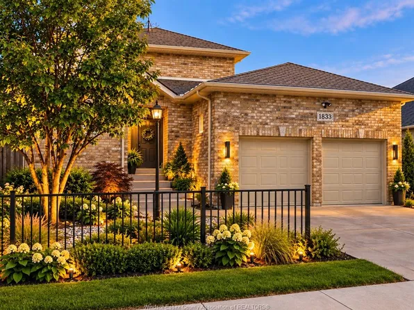 1833 Saint Luke Rd, Windsor, ON N8W 3W8