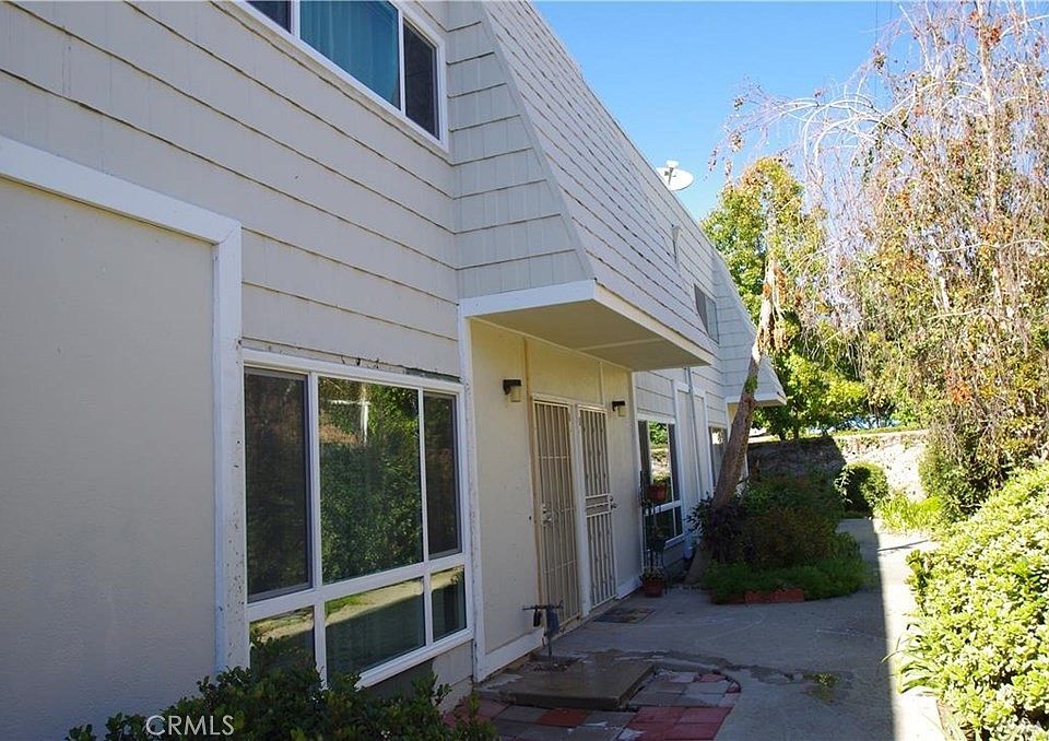 1st image of 1434 Highland Ave Unit 14