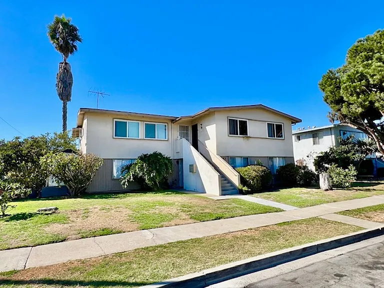 2853 Hickory Pl — Photo 12