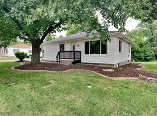 1700 Anniversary Ln, Edwardsville, IL 62025