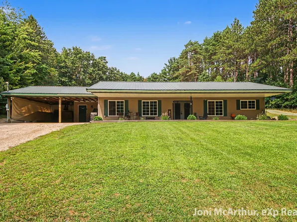 11801-19 Mile Rd NE, Cedar Springs, MI 49319