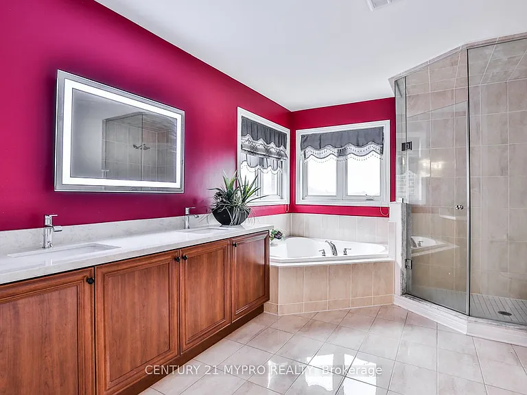 431 Woodspring Ave E — Photo 30