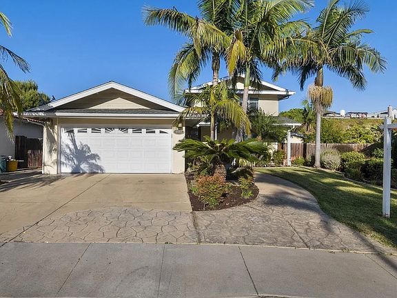 4th image of 3943 Mount Albertine Way