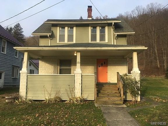 4th image of 151 Highland Ave