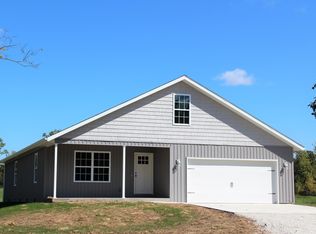 5536 S 140th Rd, Brighton, MO 65617