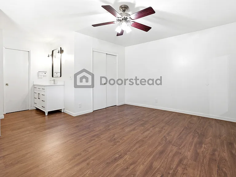 2351 New Jersey Ave — Photo 35