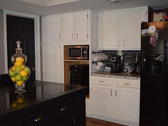 4th image of 2527 Brimhollow Dr