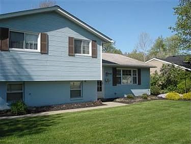 2nd image of 28466 Magnolia Dr