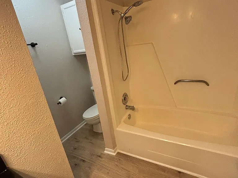 2125 Augusta Dr #40 — Photo 15