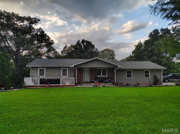 10548 W State Highway 8, Potosi, MO 63664
