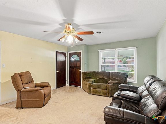5th image of 2302 E Rosebud Ave