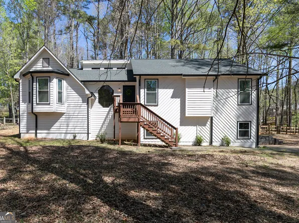 411 Allatoona Trl, Woodstock, GA 30189