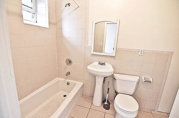 Rented by Bohemia Realty Group | media 9