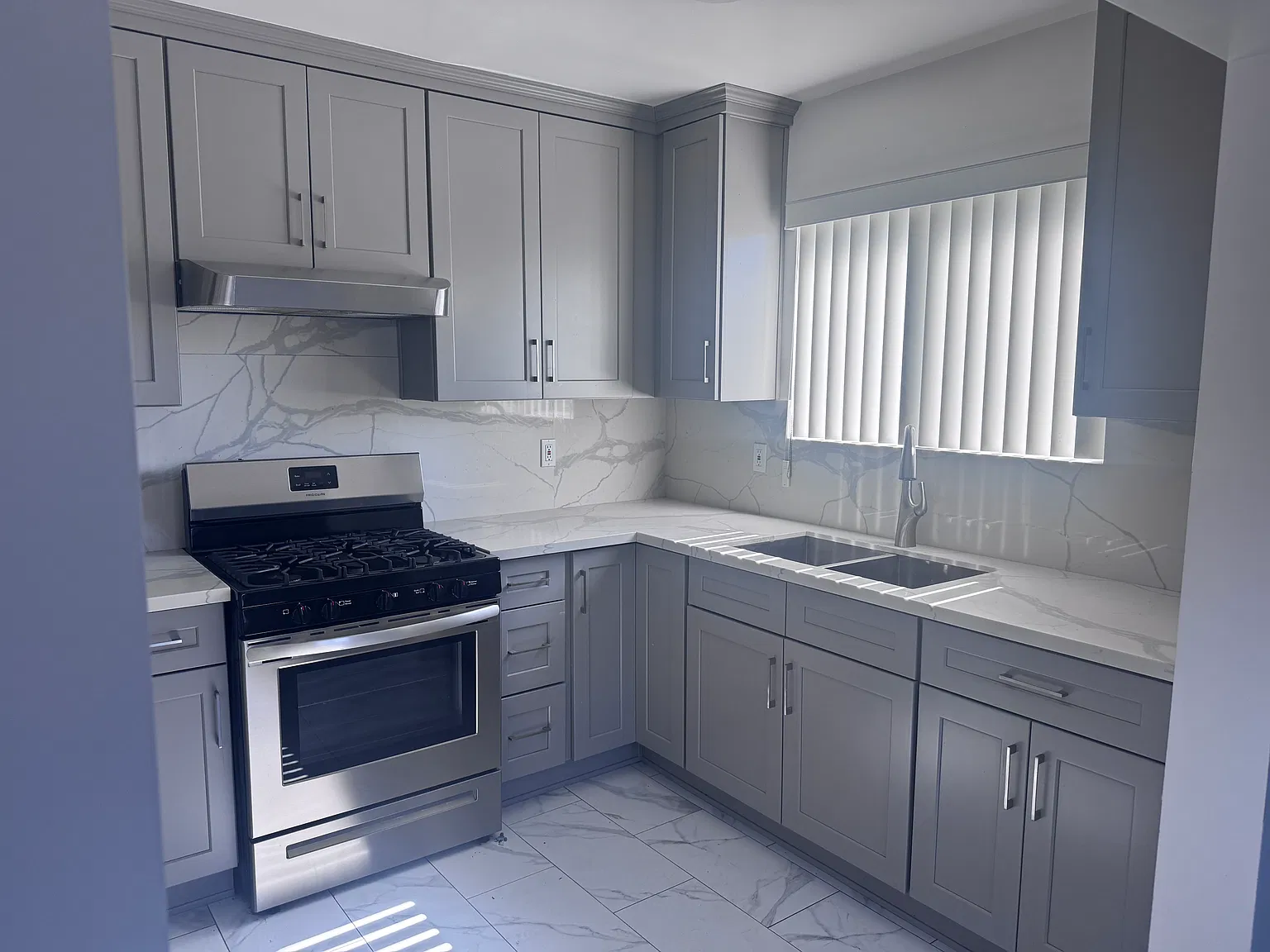 2 bed, 1000 sqft, $2,800 — Photo 1
