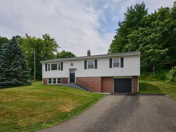 194 Pleasant St, East Longmeadow, MA 01028