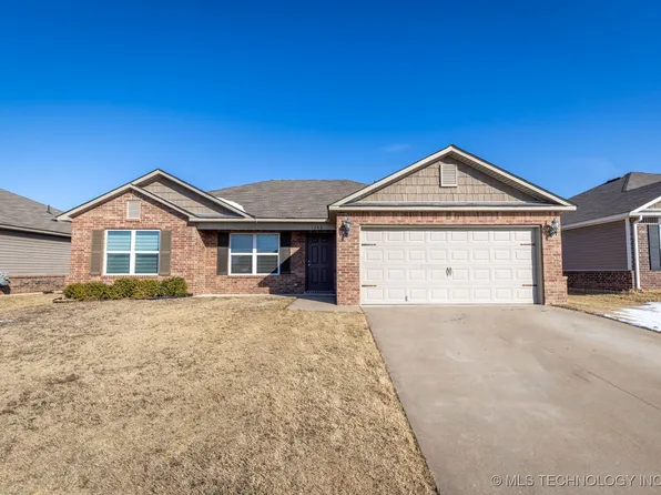 1208 E Richmond St, Broken Arrow, OK 74012