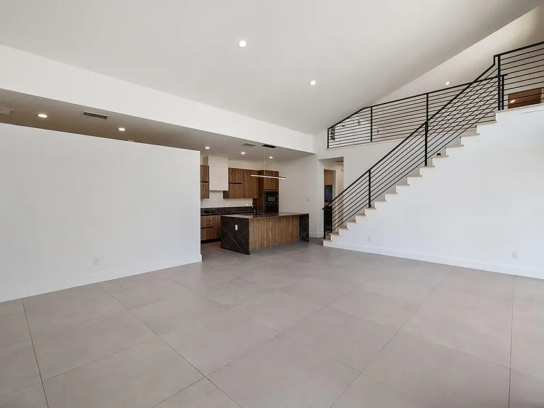 1502 Primrose St — Photo 9
