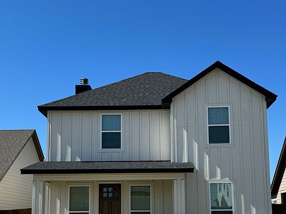 2nd image of 637 The Cottages Dr