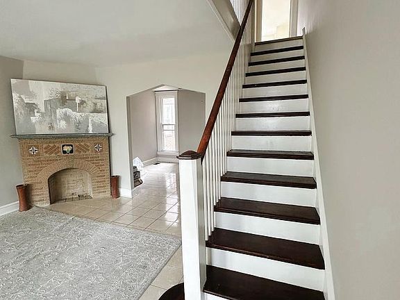 3rd image of 4232 Levick St