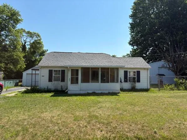3157 Ludwig St, Burton, MI 48529