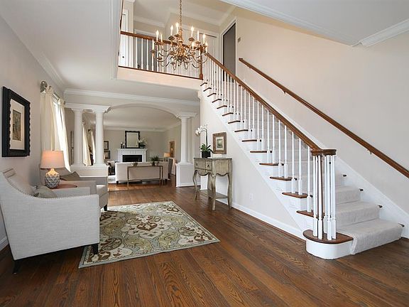 3rd image of 8625 Pipewell Ln