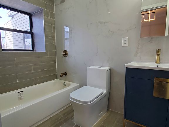 5th image of 51 Seidler St #1E