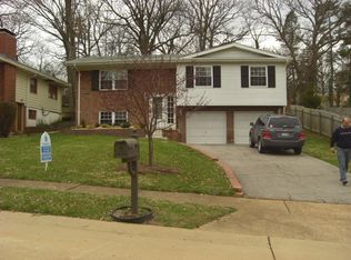 531 Hickory Hollow Ln, Saint Louis, MO 63122