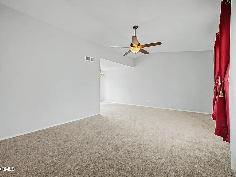 2457 W Redfield Rd — Photo 9