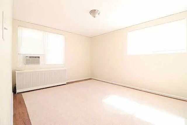 20 Chalmers Ln — Photo 12