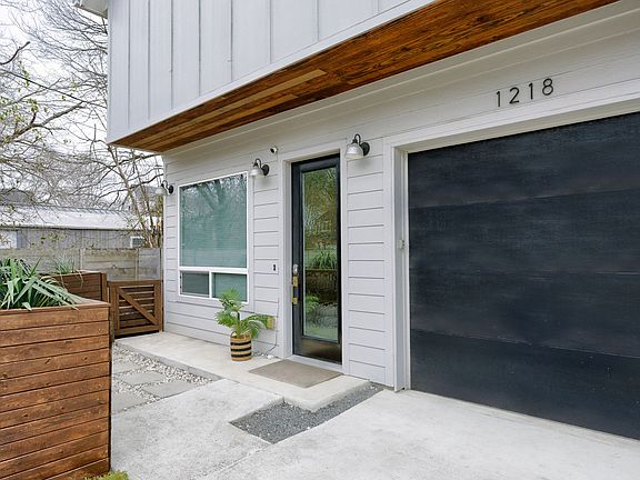 5th image of 1218 Eleanor St